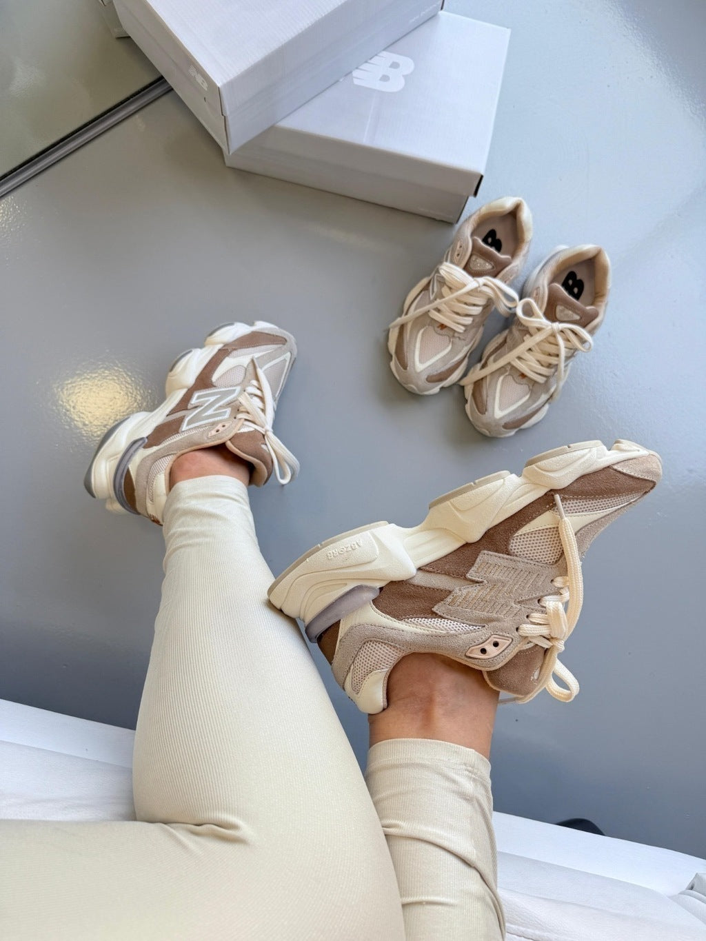 New Balance 9060 Couro - Caramelo