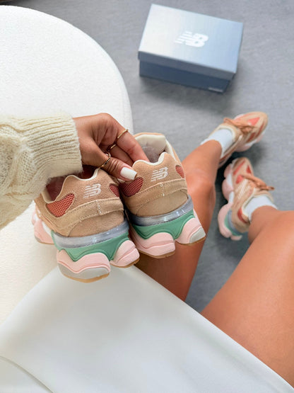 New Balance 9060 Couro - Salmão
