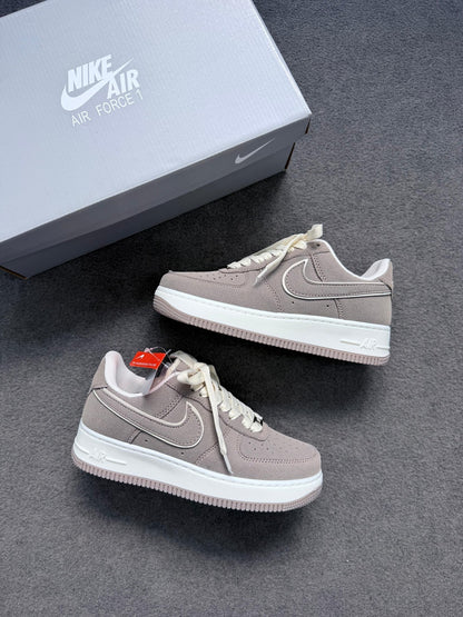 Nike Air Force 1 Luxo - Off Antílope