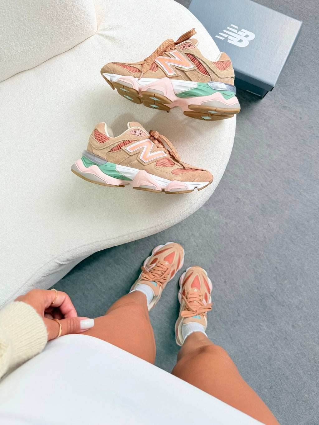 New Balance 9060 Couro - Salmão