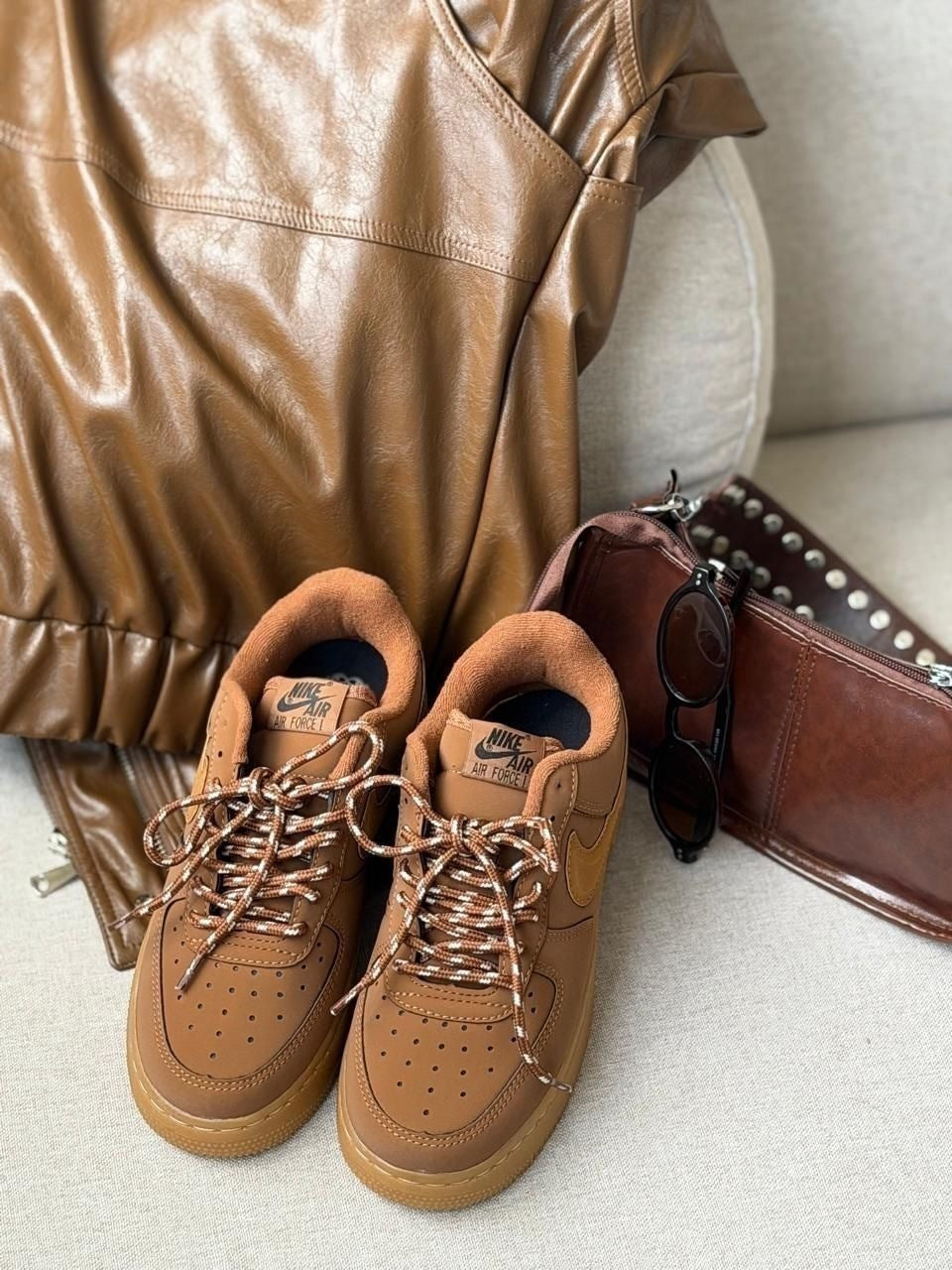 Nike Air Force 1 Luxo - Caramelo