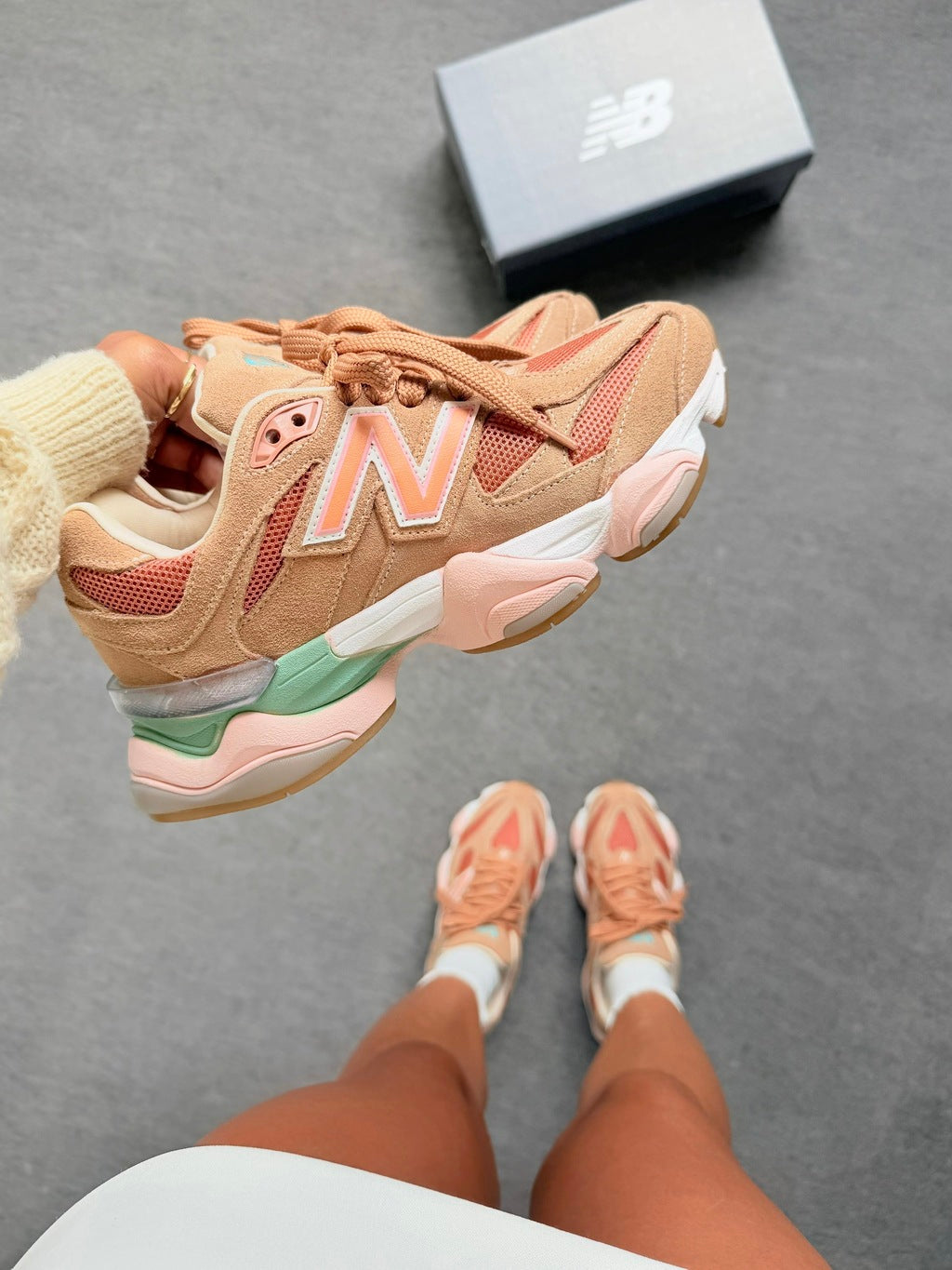 New Balance 9060 Couro - Salmão