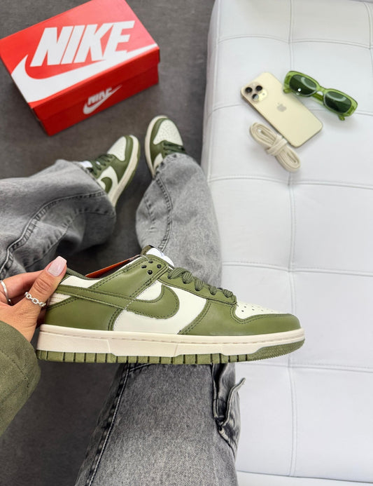 Nike SB Dunk Low Pro Luxo - Verde Musgo
