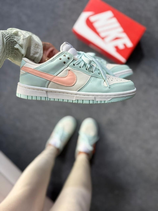 Nike SB Dunk Low Pro Luxo - Verde Água