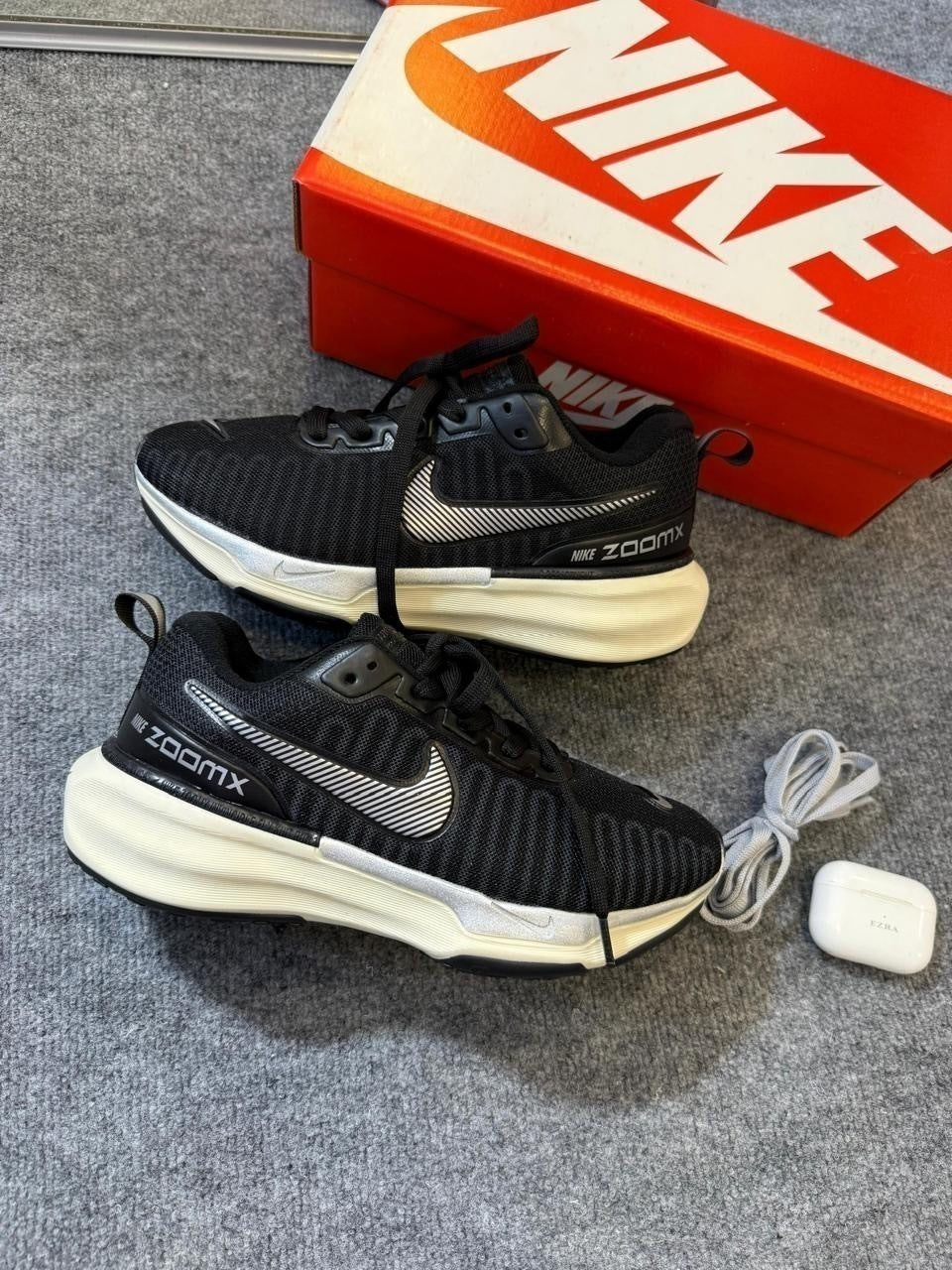 Nike Zoom X Invicible Run 3 - Preto