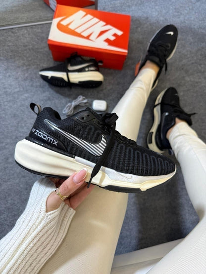 Nike Zoom X Invicible Run 3 - Preto