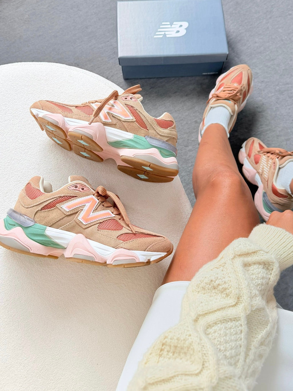 New Balance 9060 Couro - Salmão