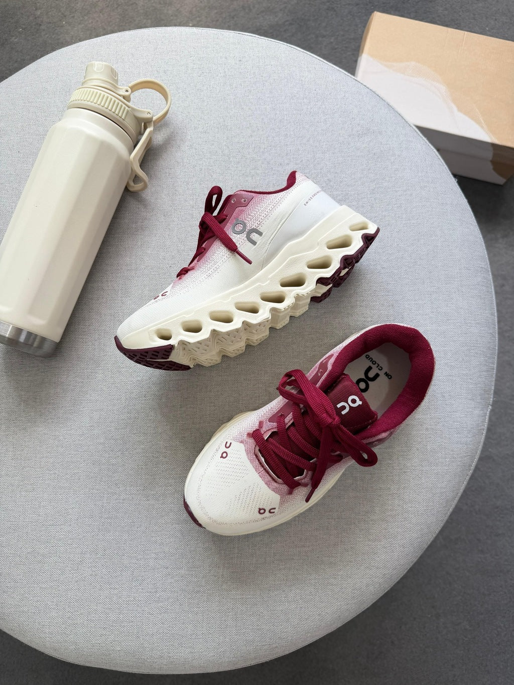 On Cloudtilt Degradê - Off Bordô